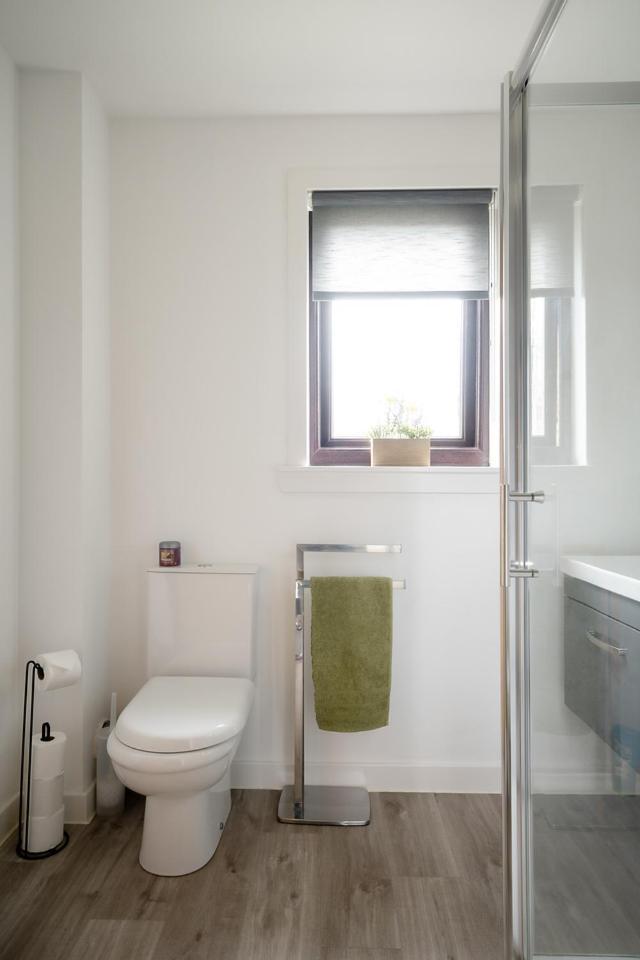 Ness Riverfront Holiday Home - City Centre إينفيرنيس المظهر الخارجي الصورة